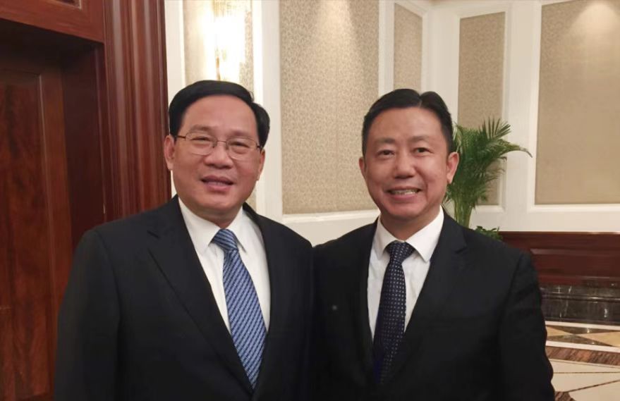 中央政治局常委、國(guó)務(wù)院總理李強(qiáng)與周海江合影